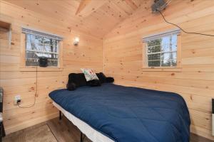 HARRISVILLE Love Shack