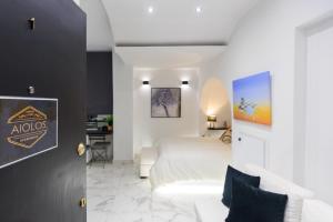 Aiolos luxury apartment under acropolis in plaka