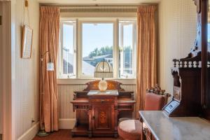 Martine Inn