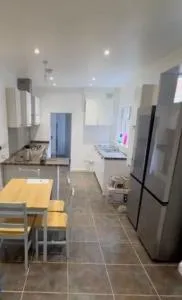 Beautiful 6 bed home in Birmingham perfect for contractors! - Реддіч