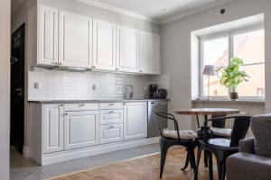 Modern 1-bedroom APT on Stora torget in Visby