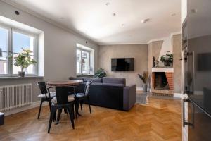 Modern 1-bedroom APT on Stora torget in Visby