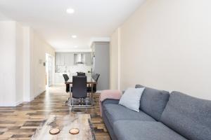 Casa Totalmente Renovada en Zona muy Tranquila!!! Vistas al Mar y Montaña