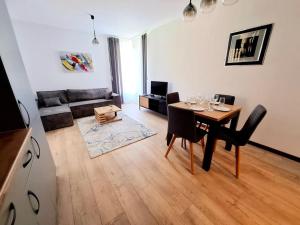 Elegance Estate - free parking