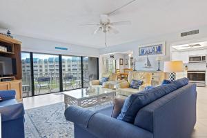 Errol-by-the-Sea 320 - Breathtaking ocean and pool views