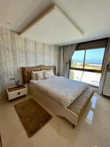 Appartement avec vue panoramique sur la corniche