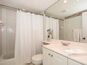 HA508 - Top floor 11 condo with beautiful ocean views