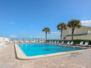 HA508 - Top floor 11 condo with beautiful ocean views