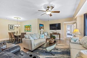 Beachside Bliss Walk to Beach Great Amenities OW5-401