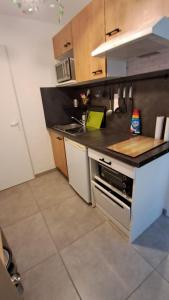 Joli studio avec cour intérieure