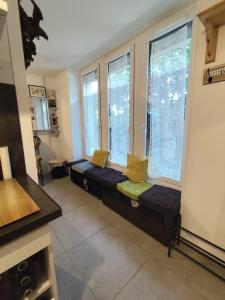 Joli studio avec cour intérieure