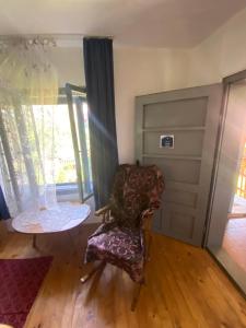 Stara planina, smestaj Ćirković