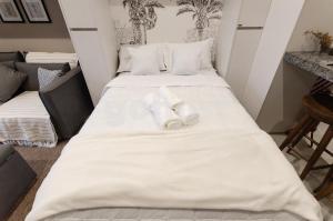 Brand new loft near Paseo La Galeria