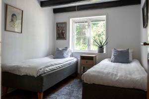 Charming 5-Bedroom House in Central Visby with View