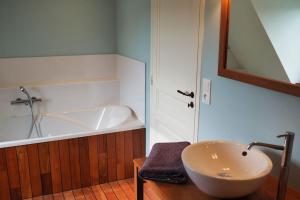 Maisons de vacances Ker Agak Maison vue mer panoramique pour 7 pers : Maison 3 Chambres