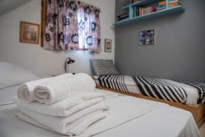 Marys Beach House Nea Irakleia
