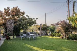 Marys Beach House Nea Irakleia