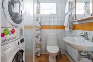 Charming Garden View Apartment with Terrace & grill