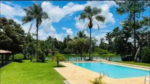 Chacara Li-Li, à beira da represa - 苏马雷