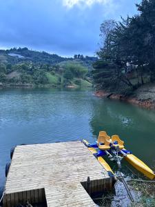 Curazao Cabaña El peñol Guatapé