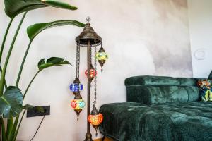 Avantgarde suite 5 min walk beach&old town