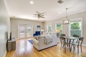 Bright Biloxi Condo Walk to the Beach! - Cedar Lake