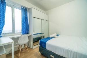 2 BR Above Bassura City Mall East Jakarta Netflix