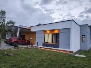 Casa Arbórea - Casa Campestre con piscina - San Luis de Cubarral