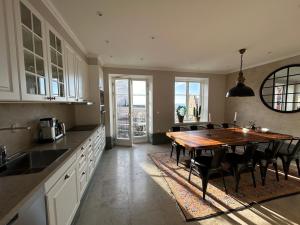 Wonderful 3-bedroom APT in heart of Visby