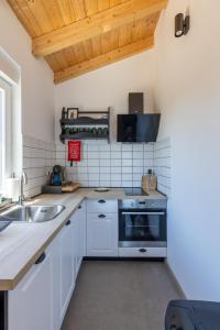 Holiday House Sign Off Drvenik Mali