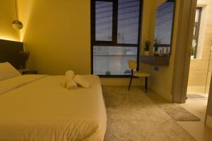 Modern Luxurious 1BR, Penthouse BLISS