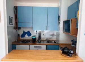 Appartements Roca Sea Apartment : photos des chambres