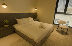 Modern Luxurious 1BR, Penthouse BLISS