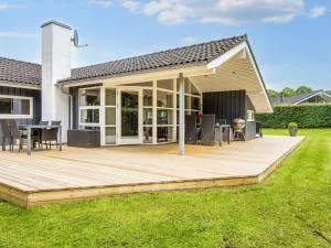 Three-Bedroom Holiday home in Aabenraa 3 - Løjt Kirkeby