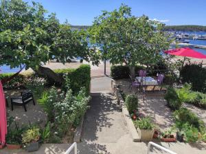 Apartments by the sea Barbat, Rab - 23438