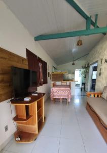 Casa ampla e muito arborizada!