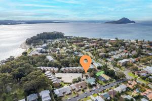 Bay Parklands, 34 2 Gowrie Avenue - Air con, Wifi, Views, Pool, Spa & Tennis Court