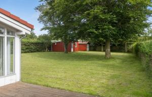 2 Bedroom Beautiful Home In Esbjerg V
