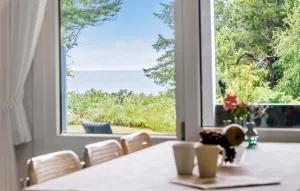 4 Bedroom Lovely Home In Tarm - Tarm