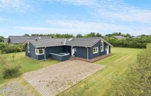 4 Bedroom Lovely Home In Tarm