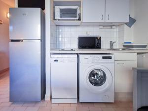 Studio 2 pers. jardin, parking & clim à 10m plage - FR-1-803-10