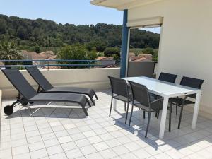Appartement T2 avec piscine, climatisation et parking, à 700m de la plage - FR-1-803-21