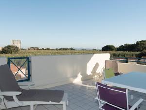 Appartement T2 avec piscine, climatisation et parking, à 700m de la plage - FR-1-803-21