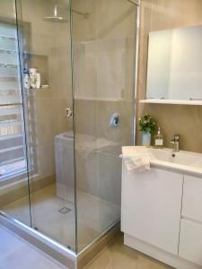 Noosa Bliss - Self Contained, Shared Pool, Tennis, Gym