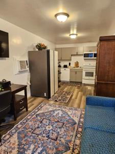 3 BR Guest House Get Away Ideal location