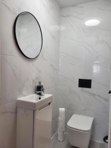 Piekny apartament centrum 2 sypialnie z basenem