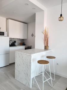 Piekny apartament centrum 2 sypialnie z basenem