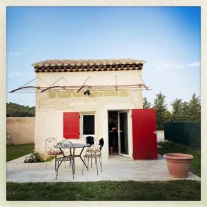 Mazet en Provence dans propriété équestre