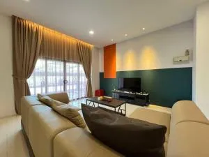 Jk CozyHome 10Pax 100Mbps 2Carparks - Maong Bazaar