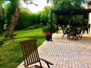 Maisons de vacances Nature et Bord d'Etang a Jars : photos des chambres